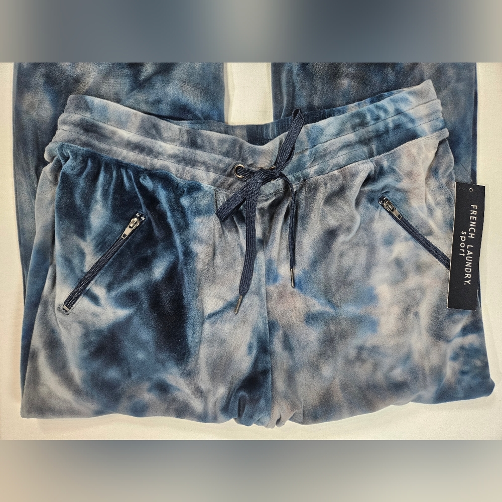 NWT French Laundry Sport Velvet Jogger Pants Womens 1X Blue Tie-Dye Zip Pockets - Picture 5 of 6